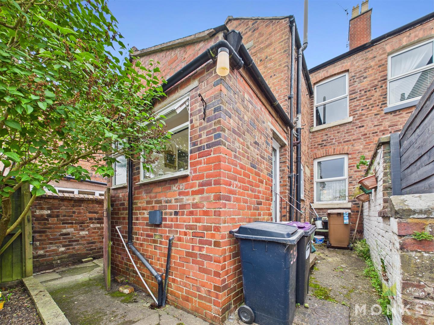 35 Park Avenue, Oswestry, SY11 1AU SSTC 35 Park Avenue, Oswestry, SY11 1AU SSTC